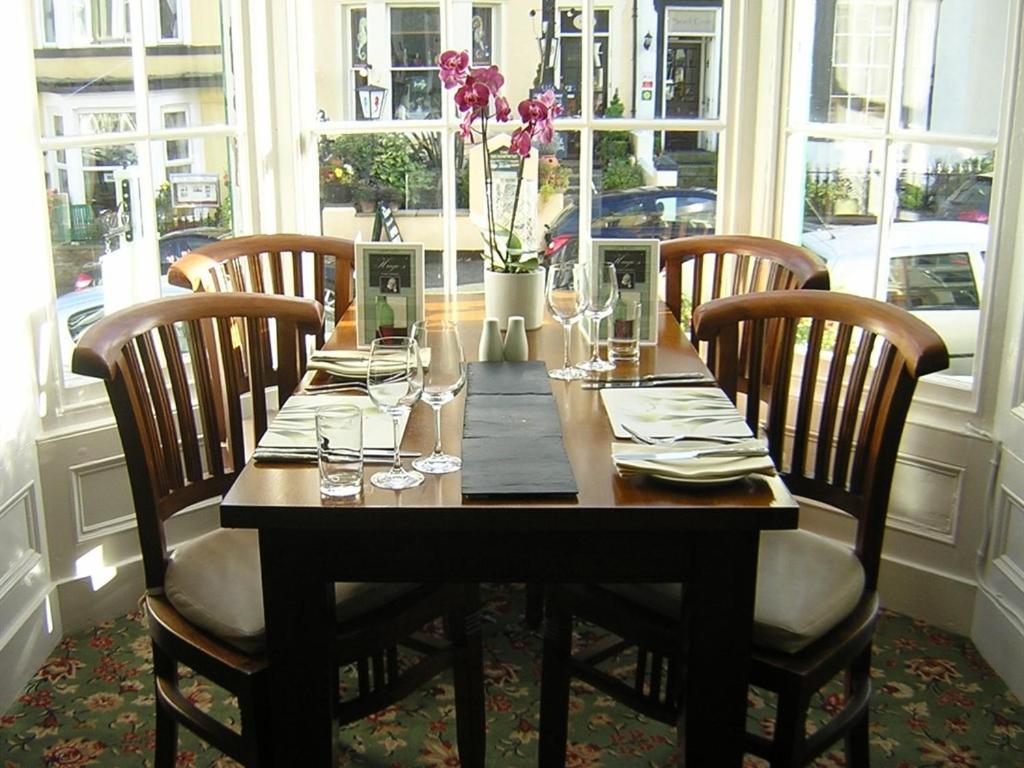 Mostyn House Llandudno Bagian luar foto